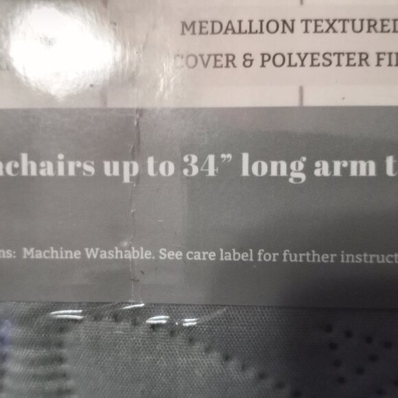 New. 'Camille Collection' Reversible Armchair Protector Scalloped edge - Picture 8 of 8